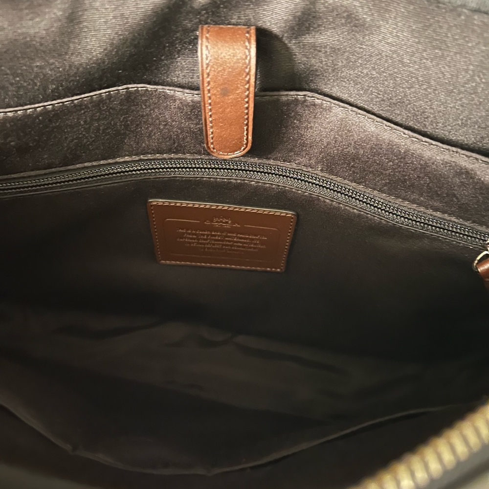New w/o tag. Coach Brown Leather Men's Laptop Bag - Picture 4 of 7